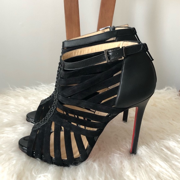 Christian Louboutin Shoes - 24HRSALE💥AS NEW LOUBOUTIN Black Karina Pumps Sz40